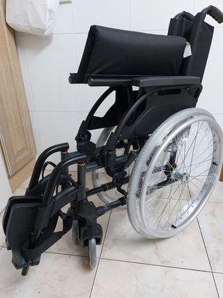 Silla de ruedas nueva a estrenar