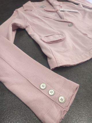 Giacca Javeline 10/11 anni veste più piccola cm140