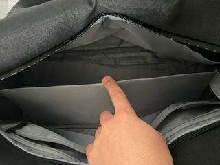 Bolso de viaje Adolfo Domínguez negro