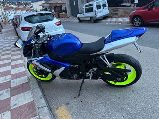 Suzuki GSXR 600