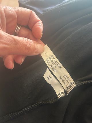 Cardigan corto nero con maniche 3/4