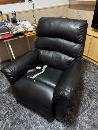 Sillón reclinable eléctrico con mando