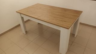 Mesa de comedor de madera extensible