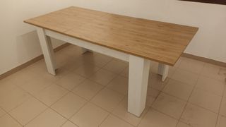Mesa de comedor de madera extensible