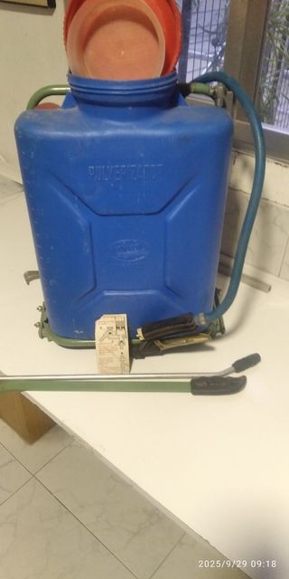 Pulverizador Monisol 17L se vende por no usarlo