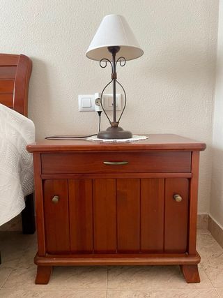 Juego cabecero+mesillas+mueble TV de Madera Maziza