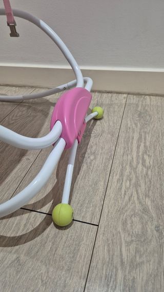 Silla mecedora para bebé con diseño