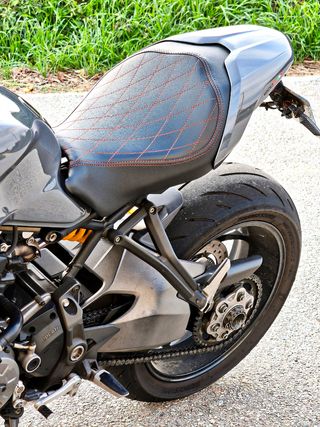 Ducati Monster 1200s