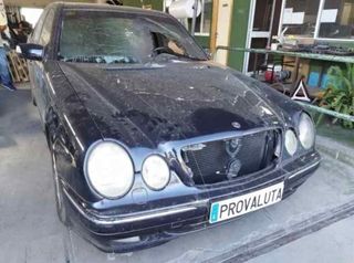 Bomba a0024668801 mercedes-benz clase e 2.7 210561