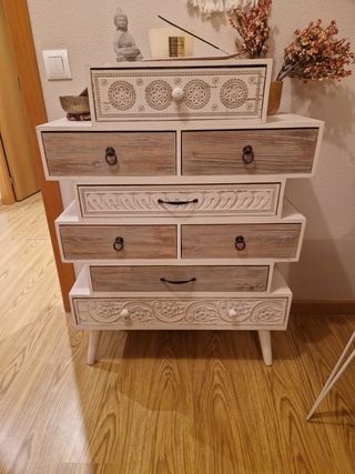 Cómoda estilo colonial madera y metal medidas alto