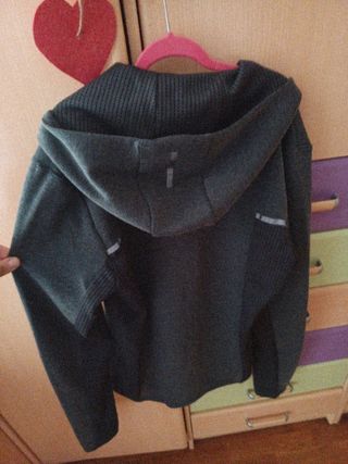 Chaqueta deportiva gris Kalenji
