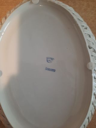 Centrotavola in ceramica con fiori