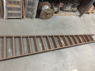 Escalera de madera 16 peldaños