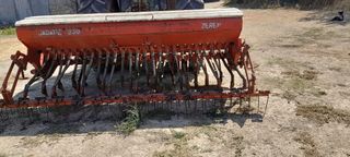 Sembradora agrícola JADAPE 350