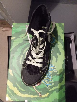 Zapatillas Rick and Morty Talla 41
