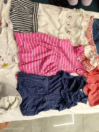 Lotto abbigliamento bimba 9-18 mesi