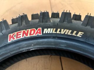 NEUMÁTICO SUELTO NUEVO 80 100 12 KENDA
