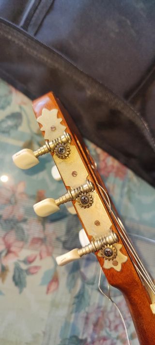 Guitarra Española artesanal de F. Ruiz Segura