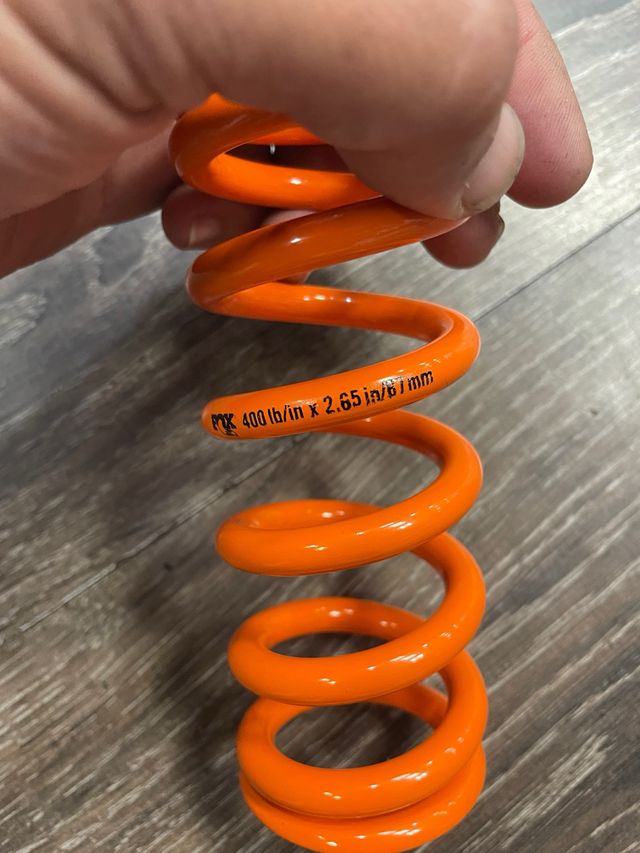 Muelle Fox 400lb/in x 2.65in 67mm