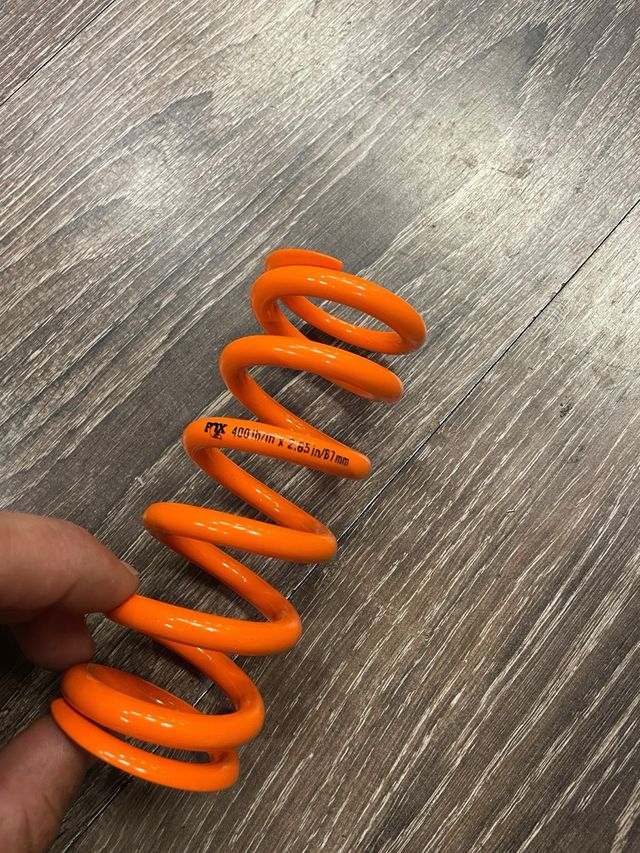 Muelle Fox 400lb/in x 2.65in 67mm