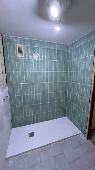 Este mi número wassatpp 651837397