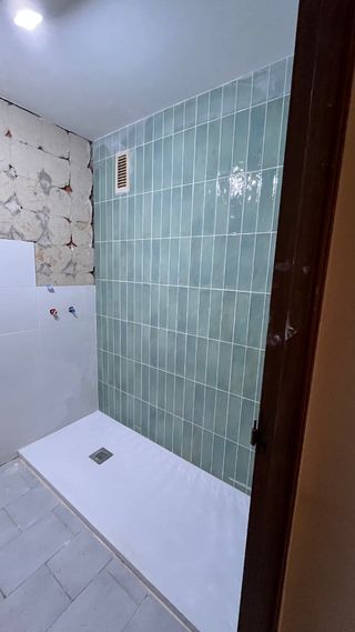 Este mi número wassatpp 651837397