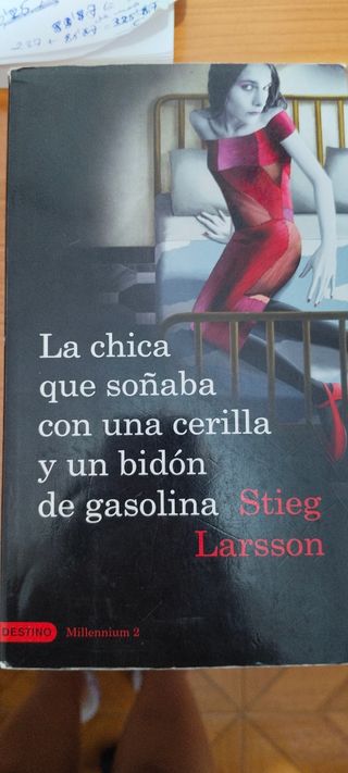 Trilogía completa de la famosa saga de misterio