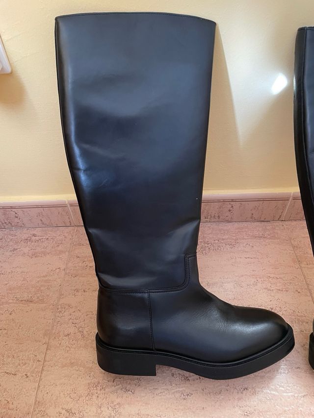 Botas altas Mango negras talla 41 de piel