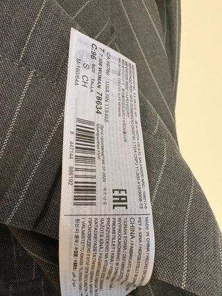 Falda pantalón gris con tablas S