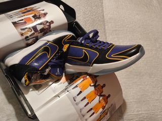 Nike Kobe V Protro Morado Negro