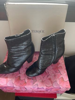 Sandalias Calvin Klein Tacón Negro