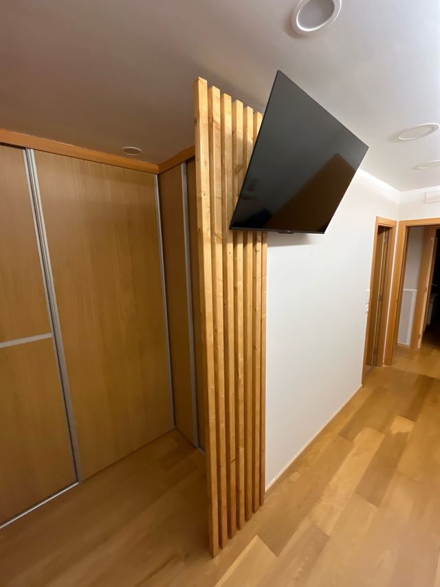 testiera o divisorio in legno