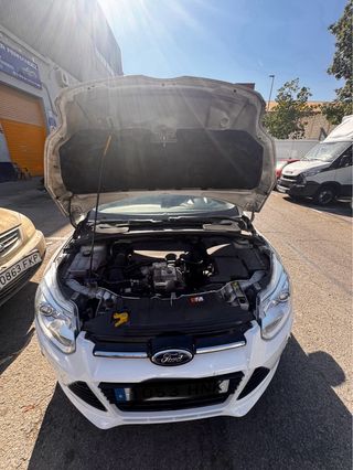 Ford Focus 2018 (Lee la descripcion)