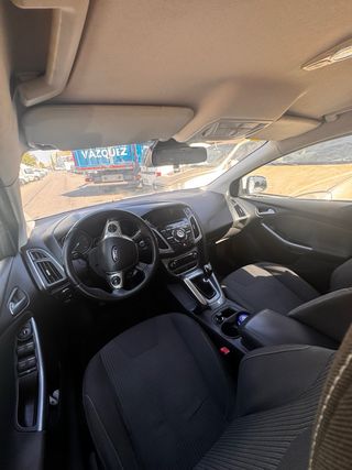 Ford Focus 2018 (Lee la descripcion)