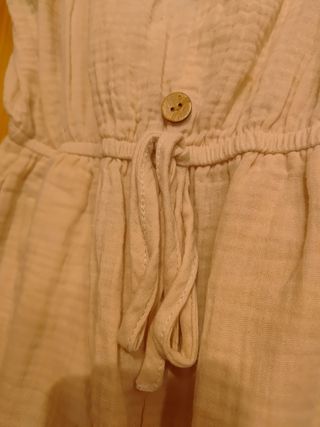 Mono NUEVO corto fino mujer beige