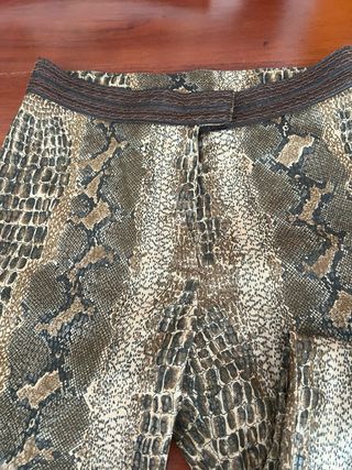 Pantalón estampado cocodrilo Mage T36/38
