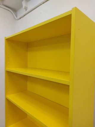 Librería Billy Ikea Amarilla