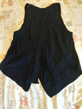 Pull&Bear Camiseta Asimétrica Negra 