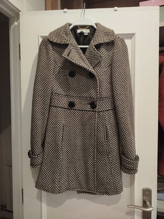 Abrigo entallado beige y marrón 50%lana
