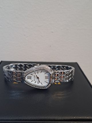 Reloj estilo serpenti de Bv