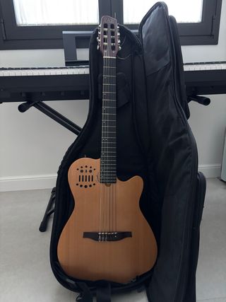 Guitarra Godin Multiac ACS