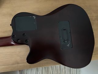 Guitarra Godin Multiac ACS