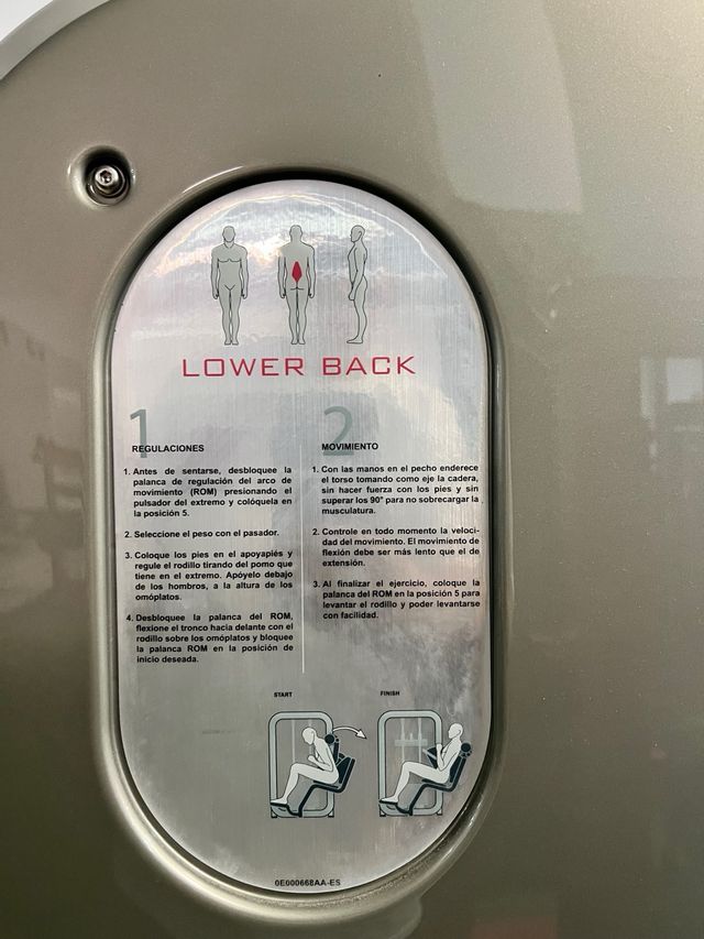Máquina Lumbar Technogym