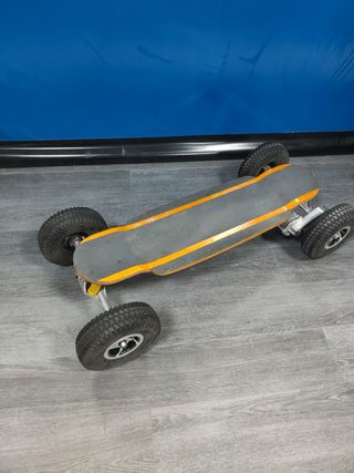 Monopatín Eléctrico Todoterreno SKATESUV
