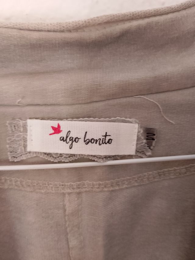 Chaqueta militar gris Algo Bonito