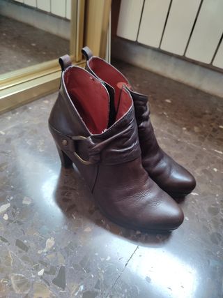 Botines Hispanitas piel marrón talla 39