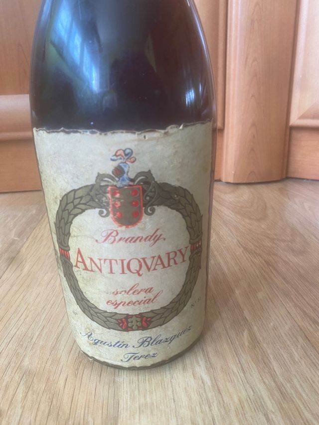 Botella Brandy Antiquary Solera Especial