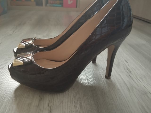 Zapatos tacón marrón T. 40