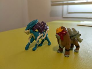 Figuras Entei y Suicune TOMY
NINTENDO