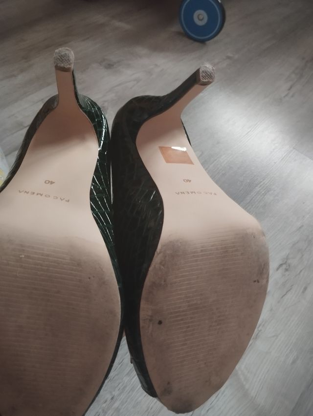 Zapatos tacón verde T. 40 MENBUR